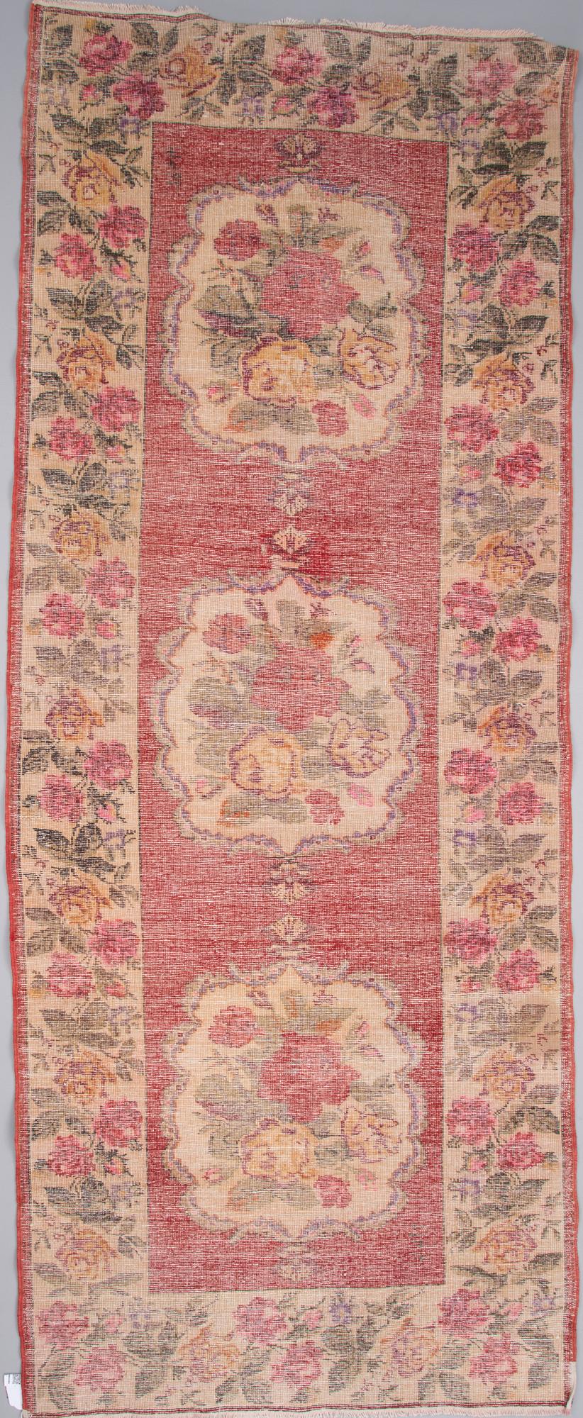 MATTA, Isparta, Turkiet. Ca 300x115 cm.