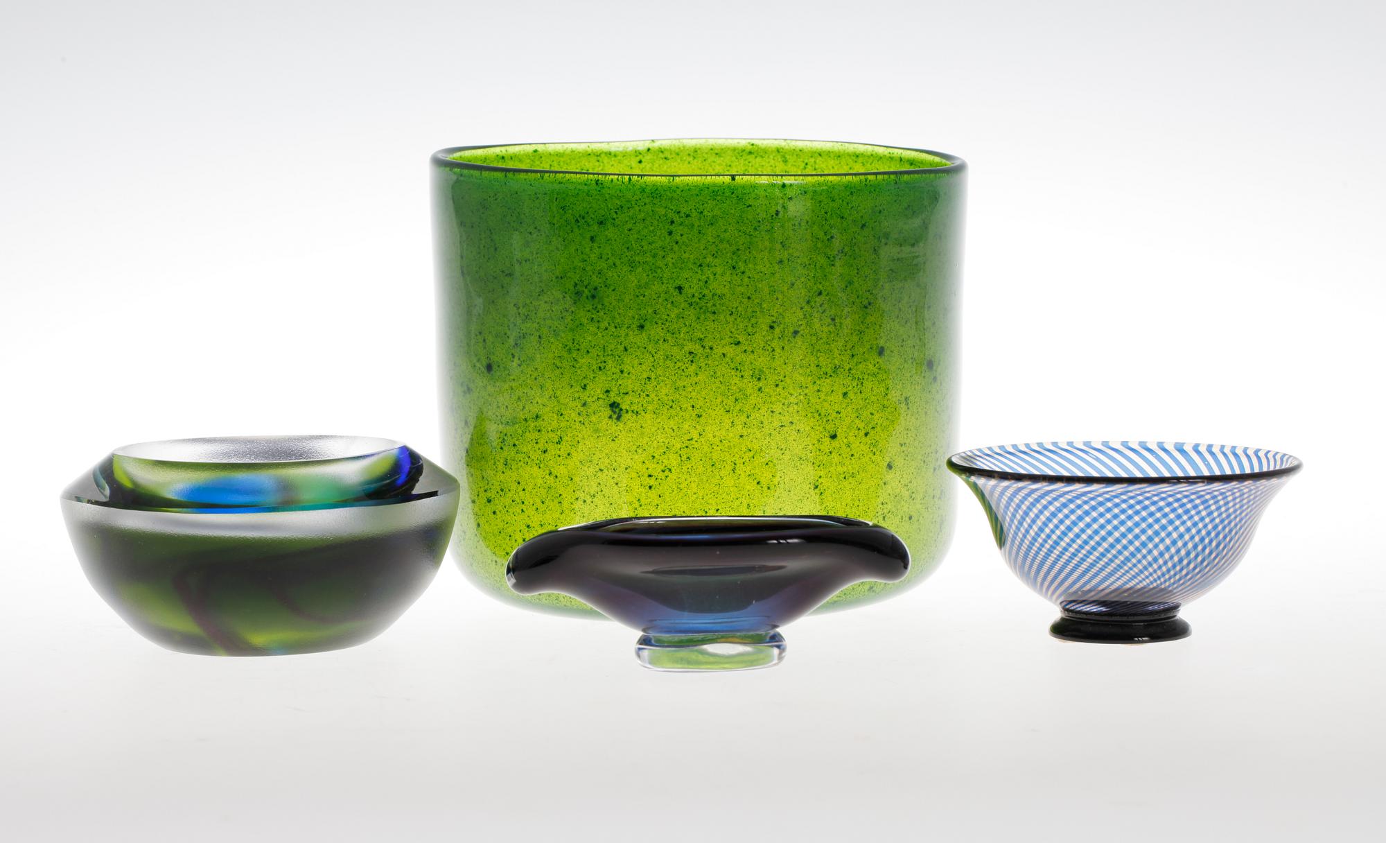 SKÅLAR, 4 st, glas, Orrefors samt Kosta Boda.