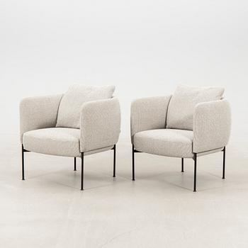 Mats Broberg & Johan Ridderstråle fåtöljer ett par "Bonnet club chair" för Adea formgiven 2016.