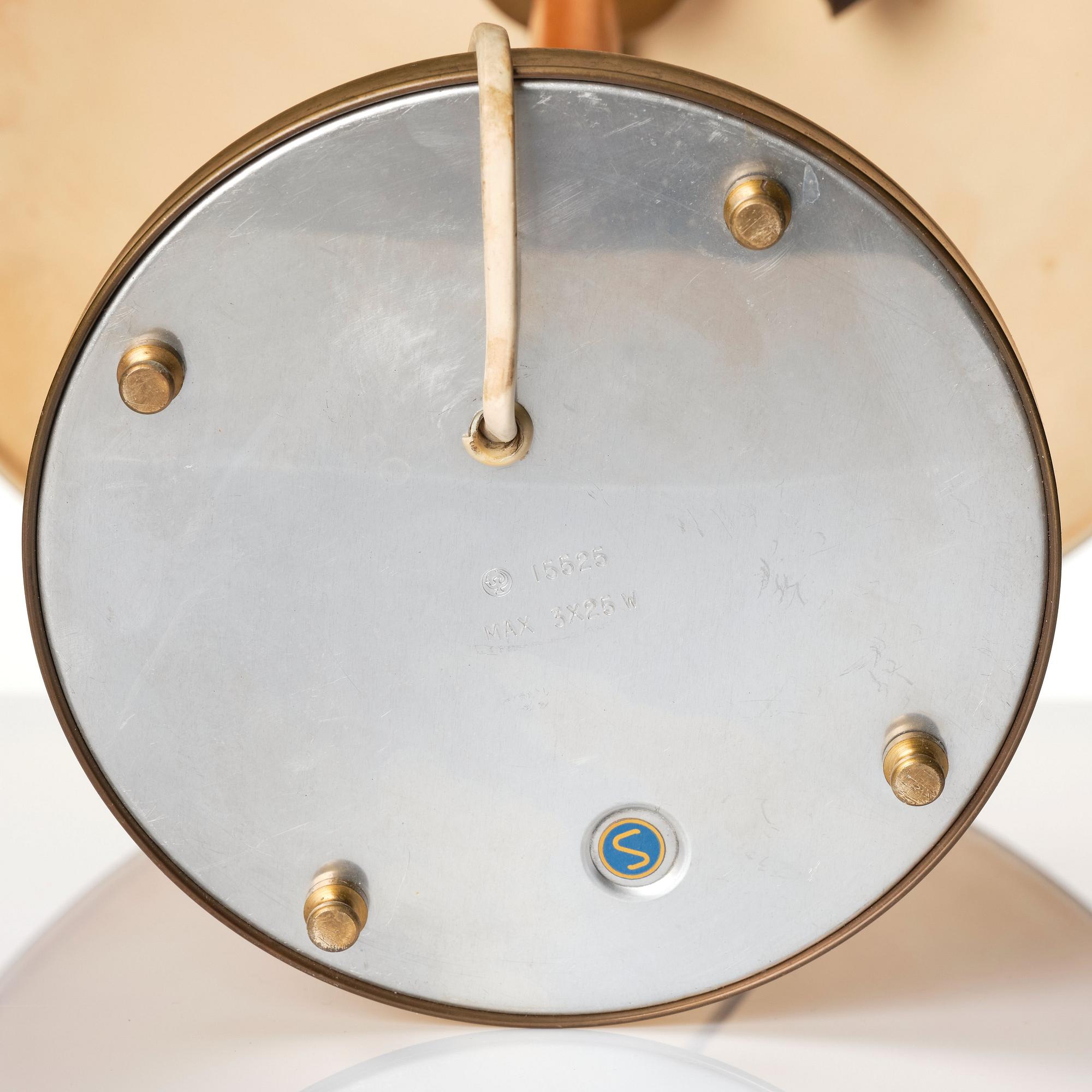 Harald Notini, bordslampa, modell "15525", Arvid Böhlmarks Lampfabrik, Stockholm 1950-tal.
