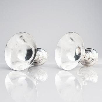 Georg Jensen, a pair of 830/1000 silver bowls, Copenhagen 1915-1919, 830/1000 silver, design nr 6 by Johan Rohde.