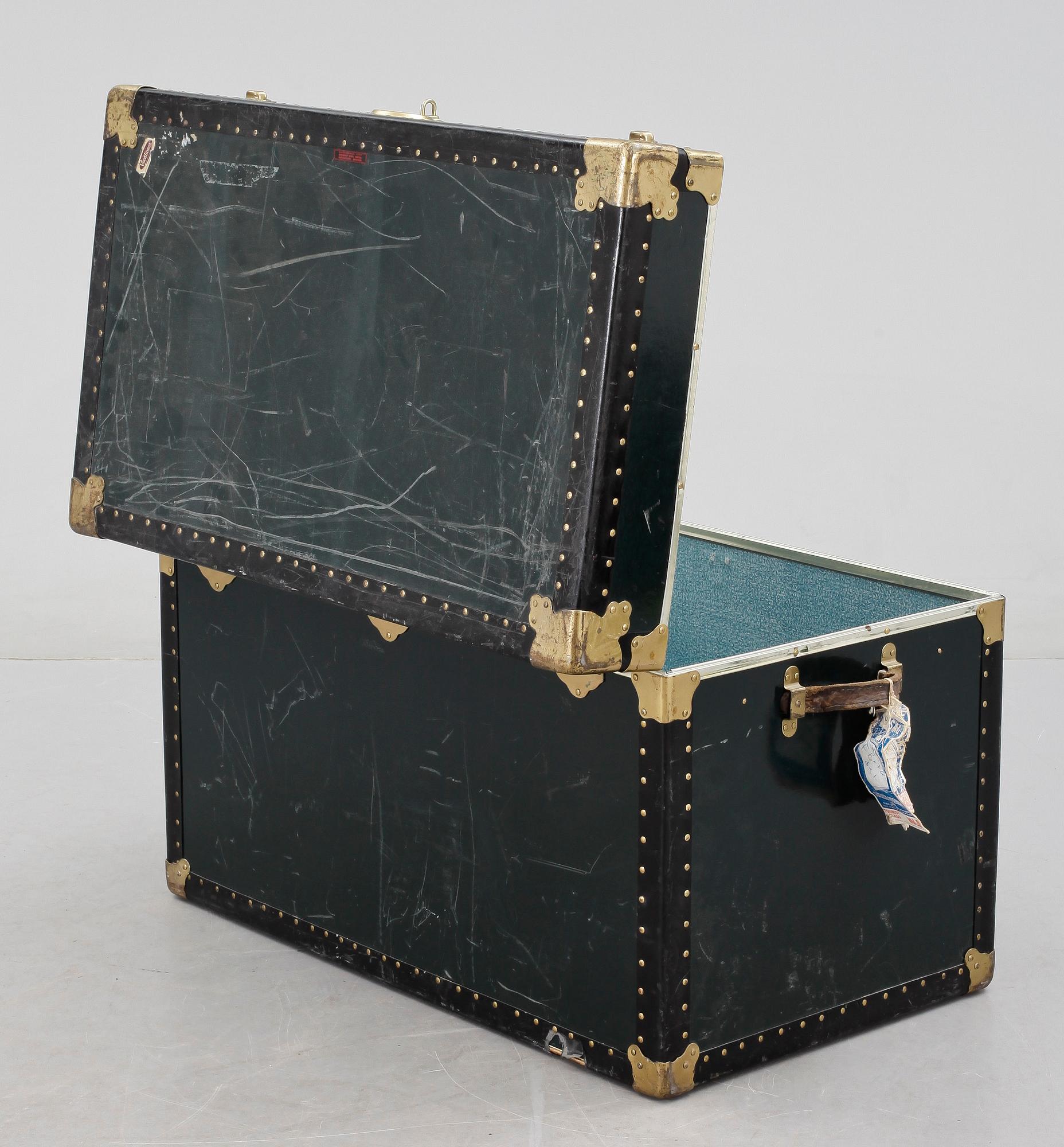 KOFFERT, Taylor Corporation, 1900-talets mitt.