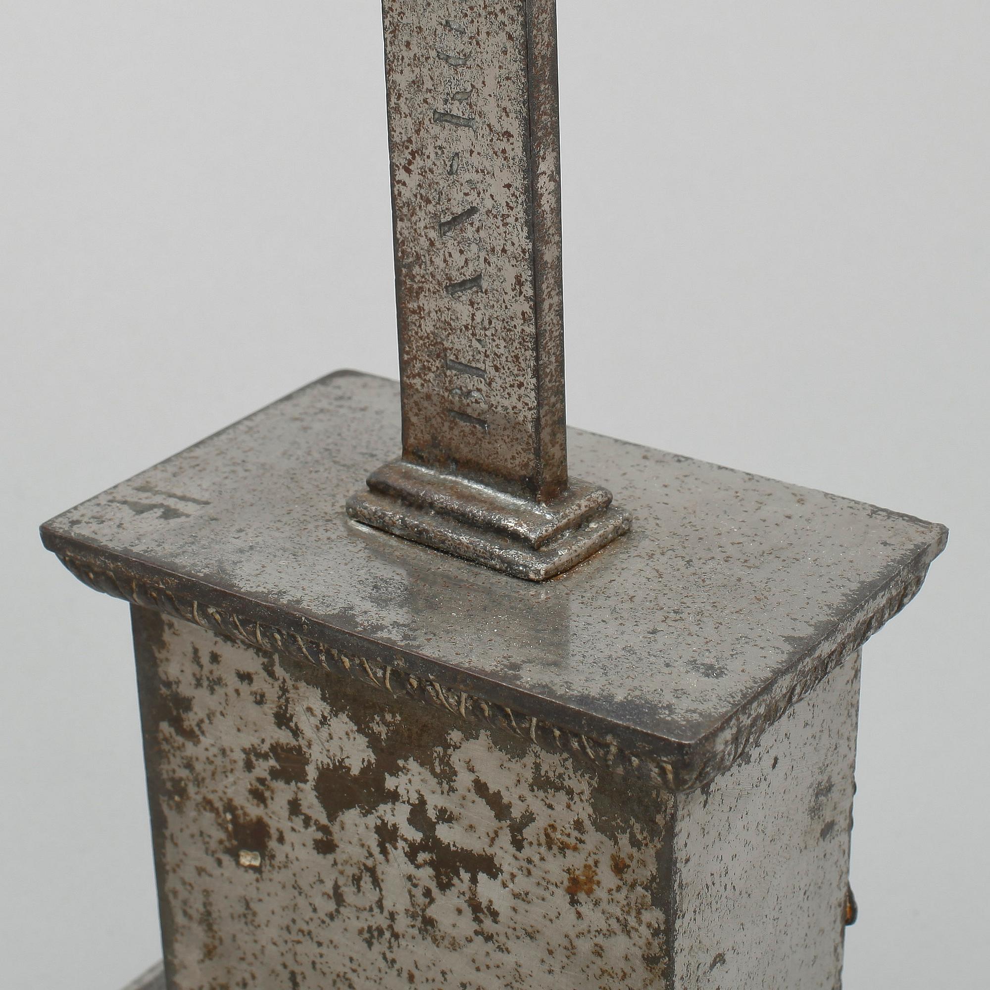 KRUFIX, polerat stål, 1800-talets första hälft.