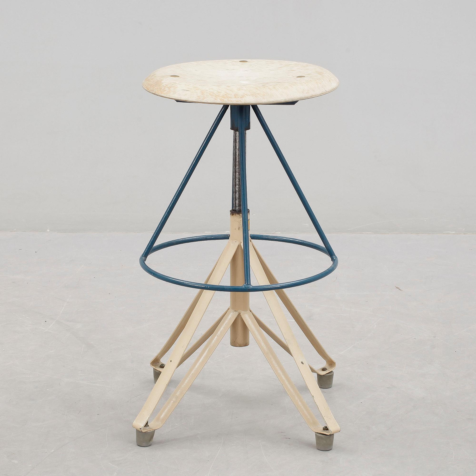 PALL, metall, "Hema-stolen" Industristolar AB, Stockholm, 1960-tal.