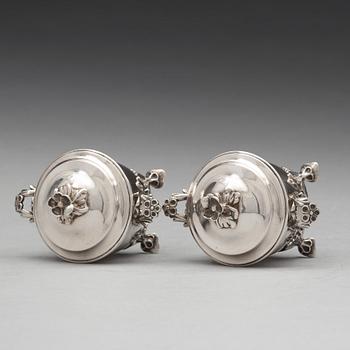 A pair of Swedish 18th century silver miniature bowls and covers, mark of Simson Ryberg, Stockholm 1776.