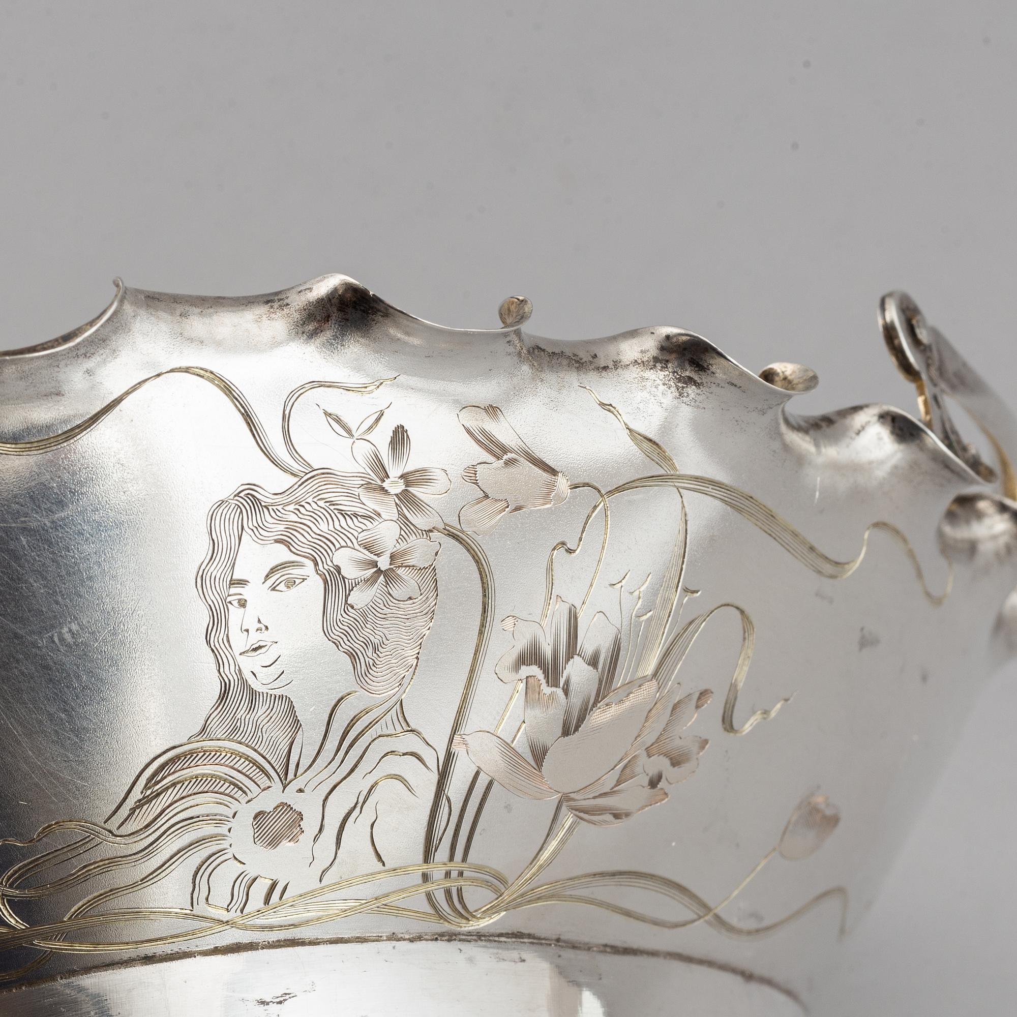 A Russian early 20th century parcel-gilt silver basket, unidentified makers mark, Moscow 1899-1908.