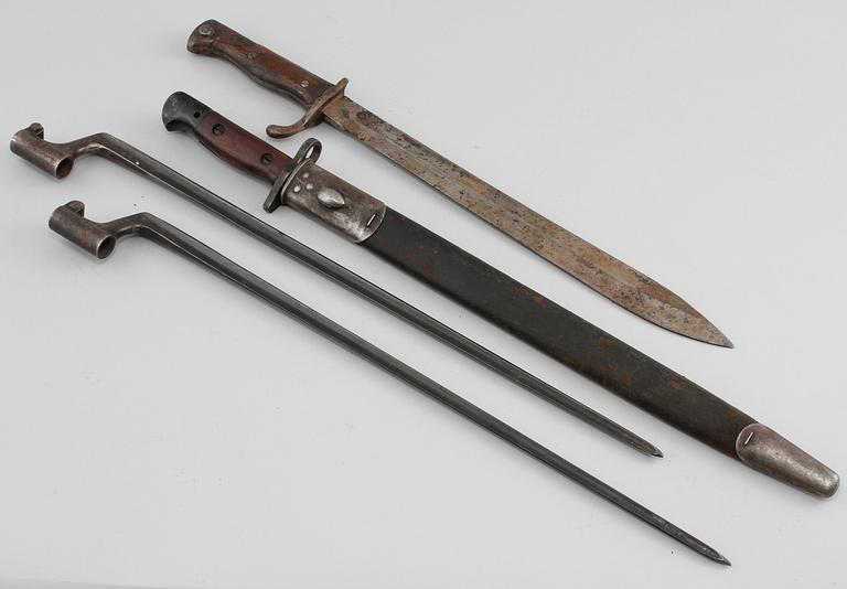 BAJONETTER, 4 st, 1800/1900-tal.