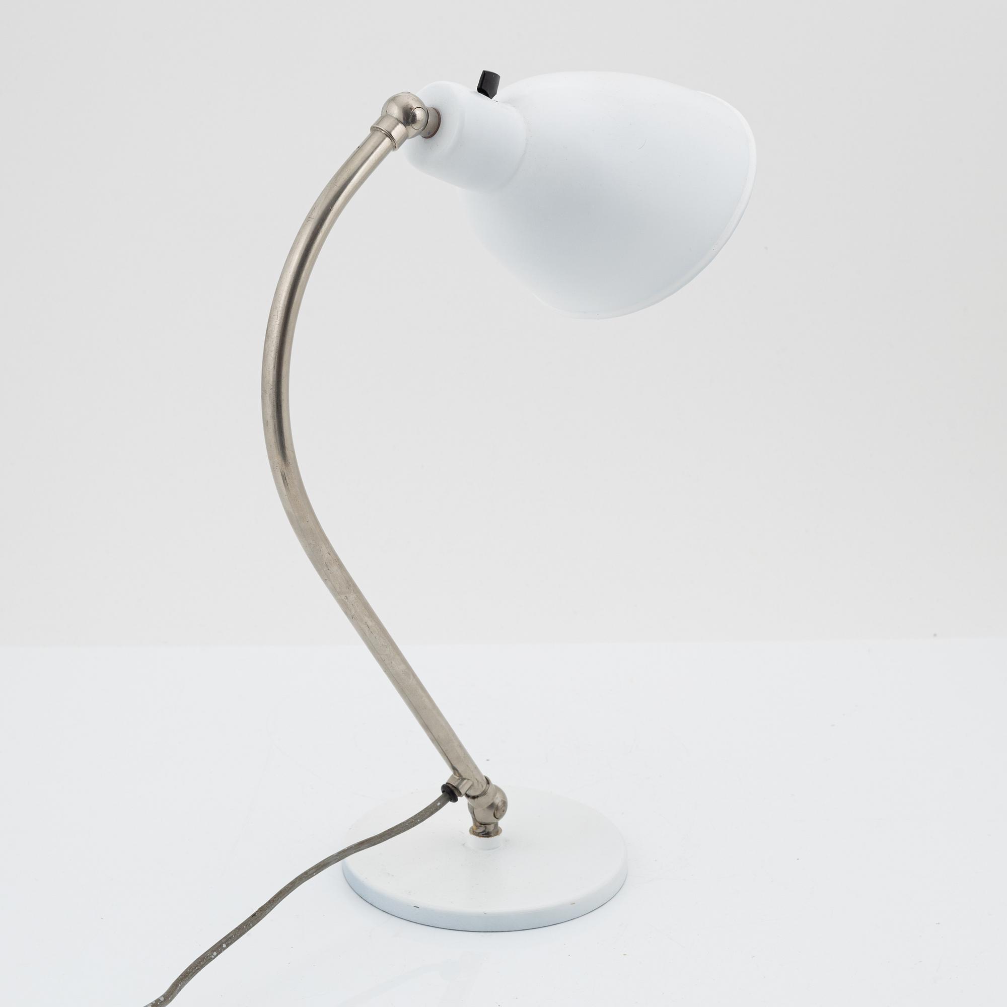 Bordslampa, funkis, modell 15102, Böhlmarks, 1930-tal.