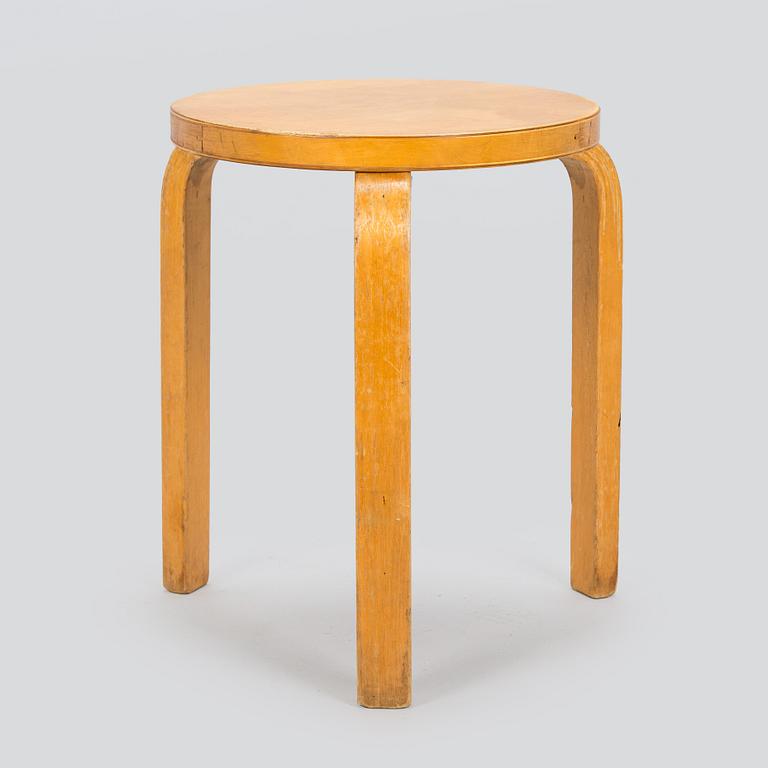 Alvar Aalto, jakkara, malli 60, Artek, 1960/70-luku.