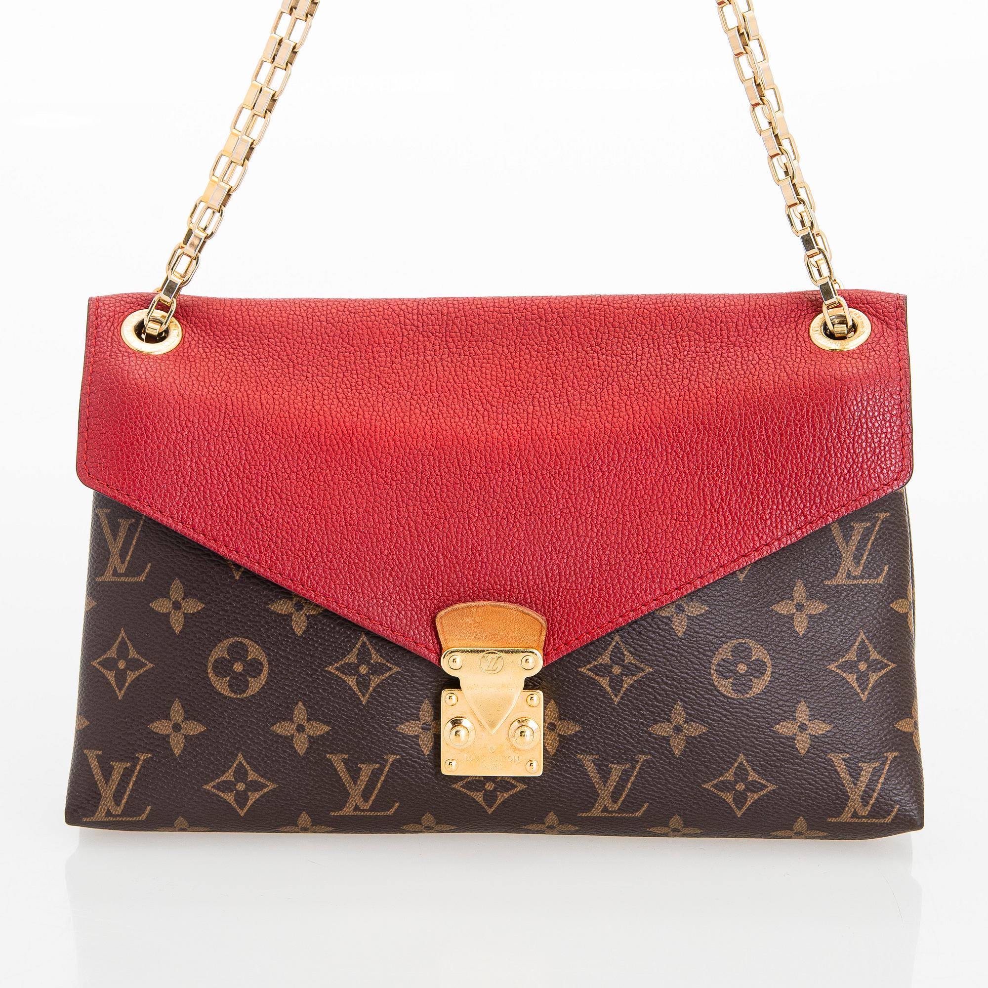 Louis Vuitton, a Monogram Canvas "Pallas Chain" bag.