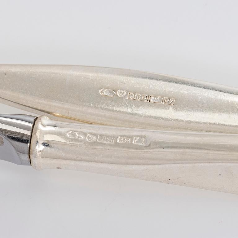 Tapio Wirkkala, A 130-piece set of 'Tapio' silver cutlery, Kultakeskus, Hämeenlinna 1960-1970s.