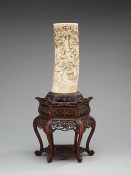 SKULPTUR, elfenben. Japan, Meiji.