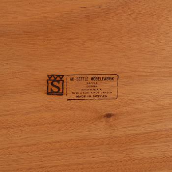 A teak coffee table by Tove & Edvard Kindt-Larsen, Seffle, 1960's.