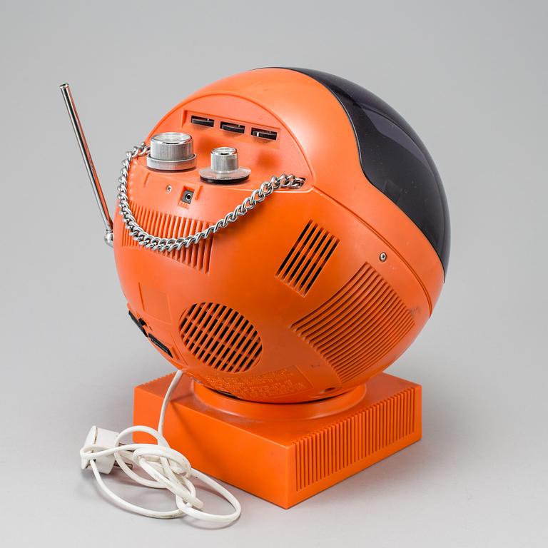 A 1970/80s 'Videosphere Space helmet', television by JVC.