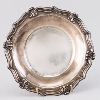 A RUSSIAN SILVER AND GLASS BUTTER DISH, Carl Gustav Ekqvist, Saint Petersburg, 1850s.