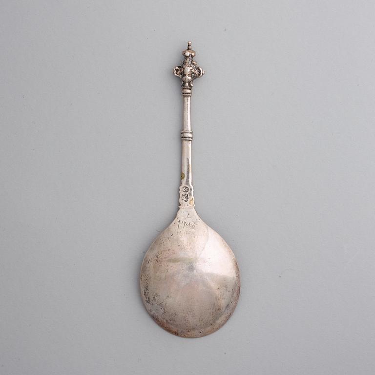A Swedish 17th century silver spoon, mark of Anders Larsson, Norrköping (1636-1670).