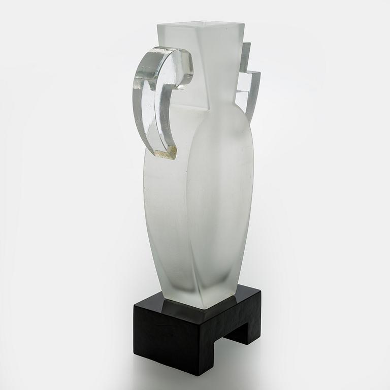 Heikki Orvola, glasskulptur "Maya", signerad Heikki Orvola Nuutajärvi.
