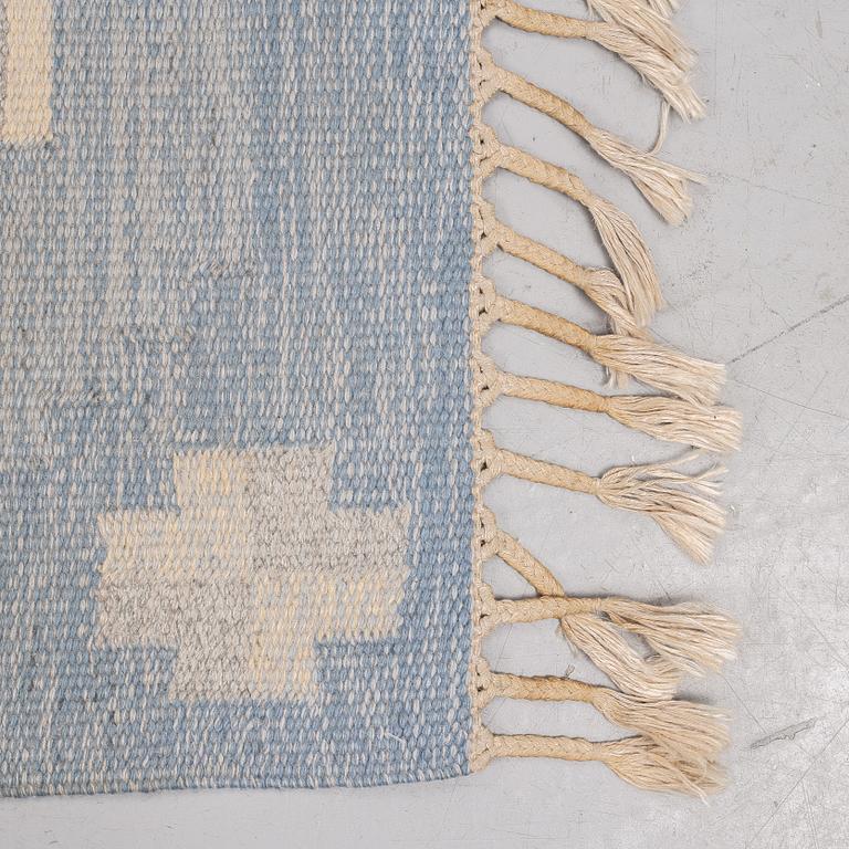 Anna-Johanna Ångström, matto, flat weave, ca 235-236,5 x 165-166 cm, signed Å.
