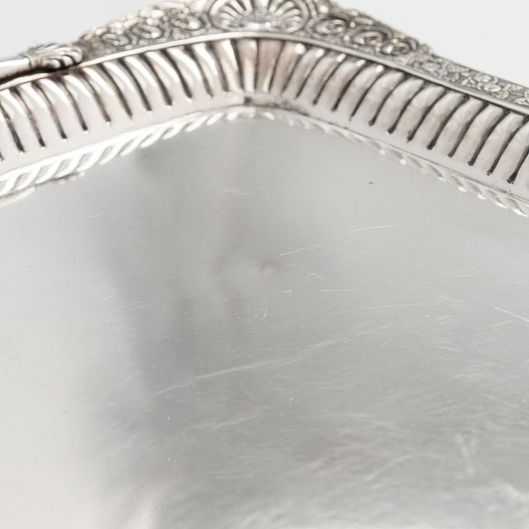 A silver tray, maker's mark of Henrik Tallberg, St. Petersburg 1832.