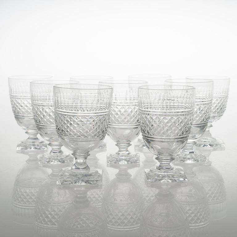 BÅLSKÅL, KARAFF och 87 st GLAS, glas.