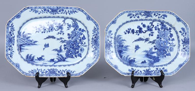 FAT, 2 st, porslin, Kina. 1700-tal.