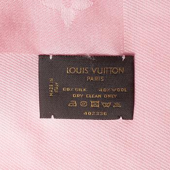 SJAL, Louis Vuitton.