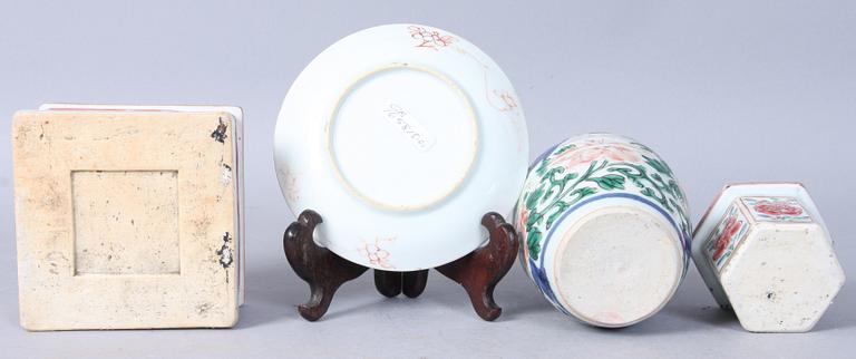 PARTI PORSLIN, fyra delar, Kina, 1600/1700-tal.