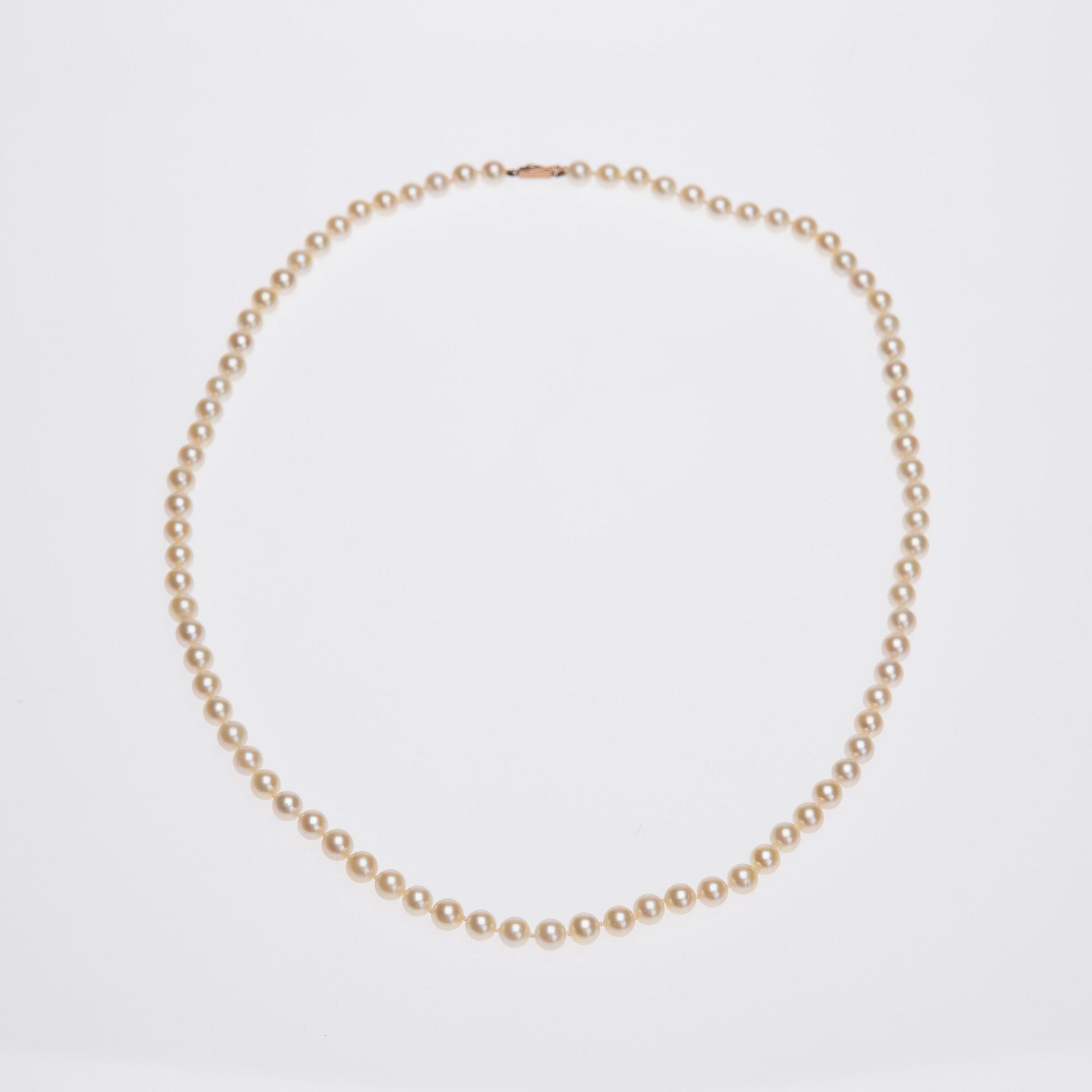 COLLIER, odlade pärlor. Lås i 14K guld, Hugo Grün.
