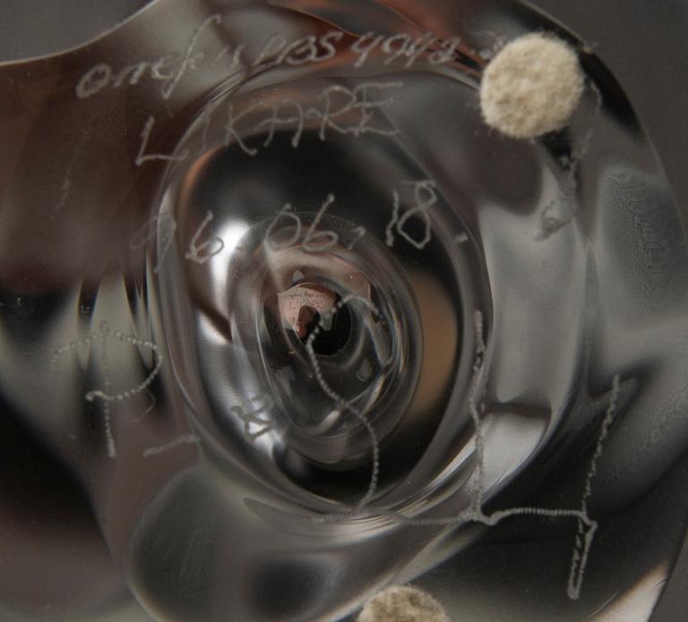 PER B SUNDBERG, a signed Orrefors glass vase, model. 1996.
