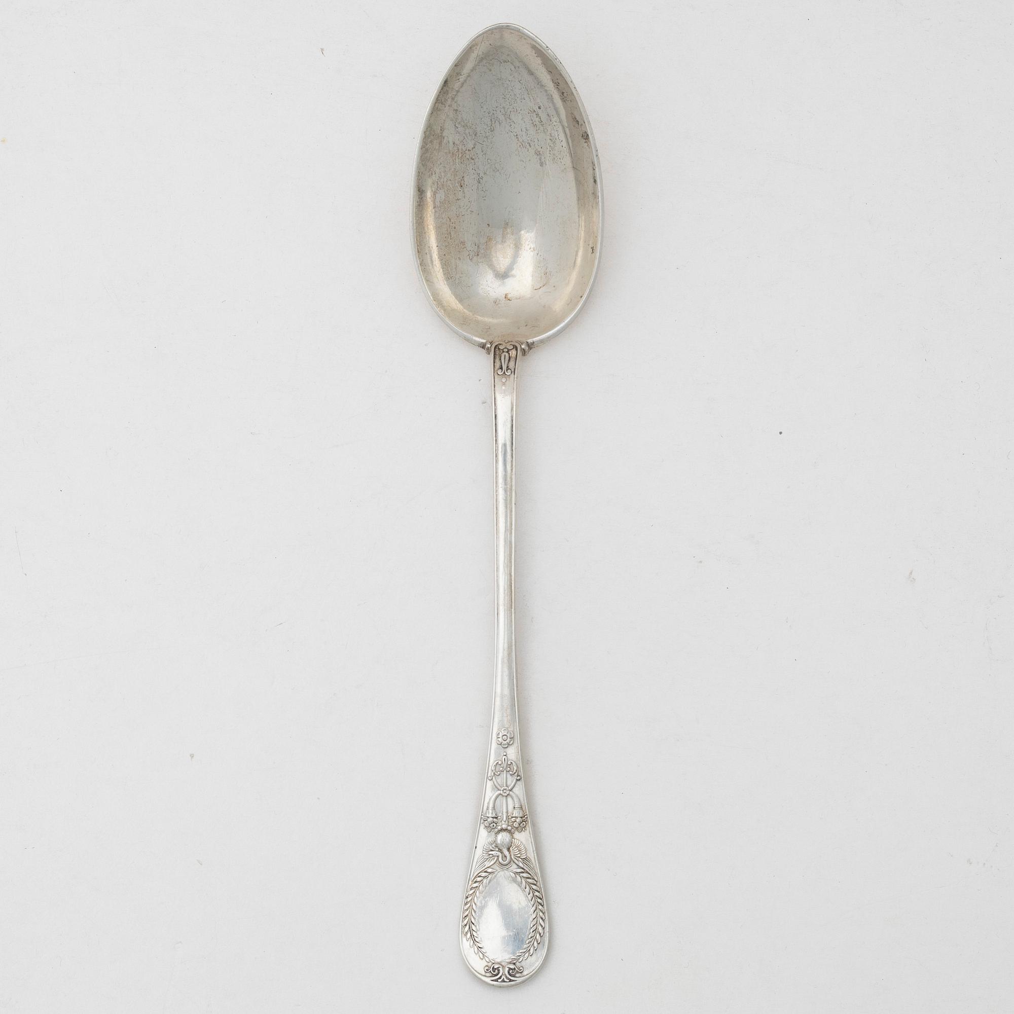 Peter Carl Fabergé, A Russian silver serving spoon, mark of Peter Carl Fabergé, Moscow 1908-1926.