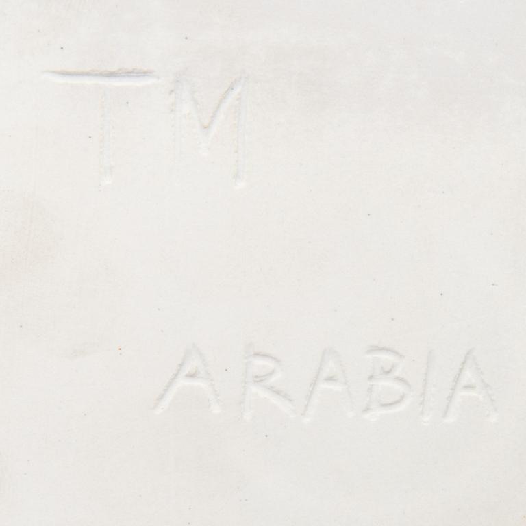 TOINI MUONA, VÄGGPLAKETT, Bladmotiv. Signerad TM Arabia.