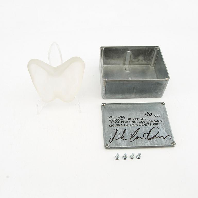 Monika Larsen Dennis, sculpture.