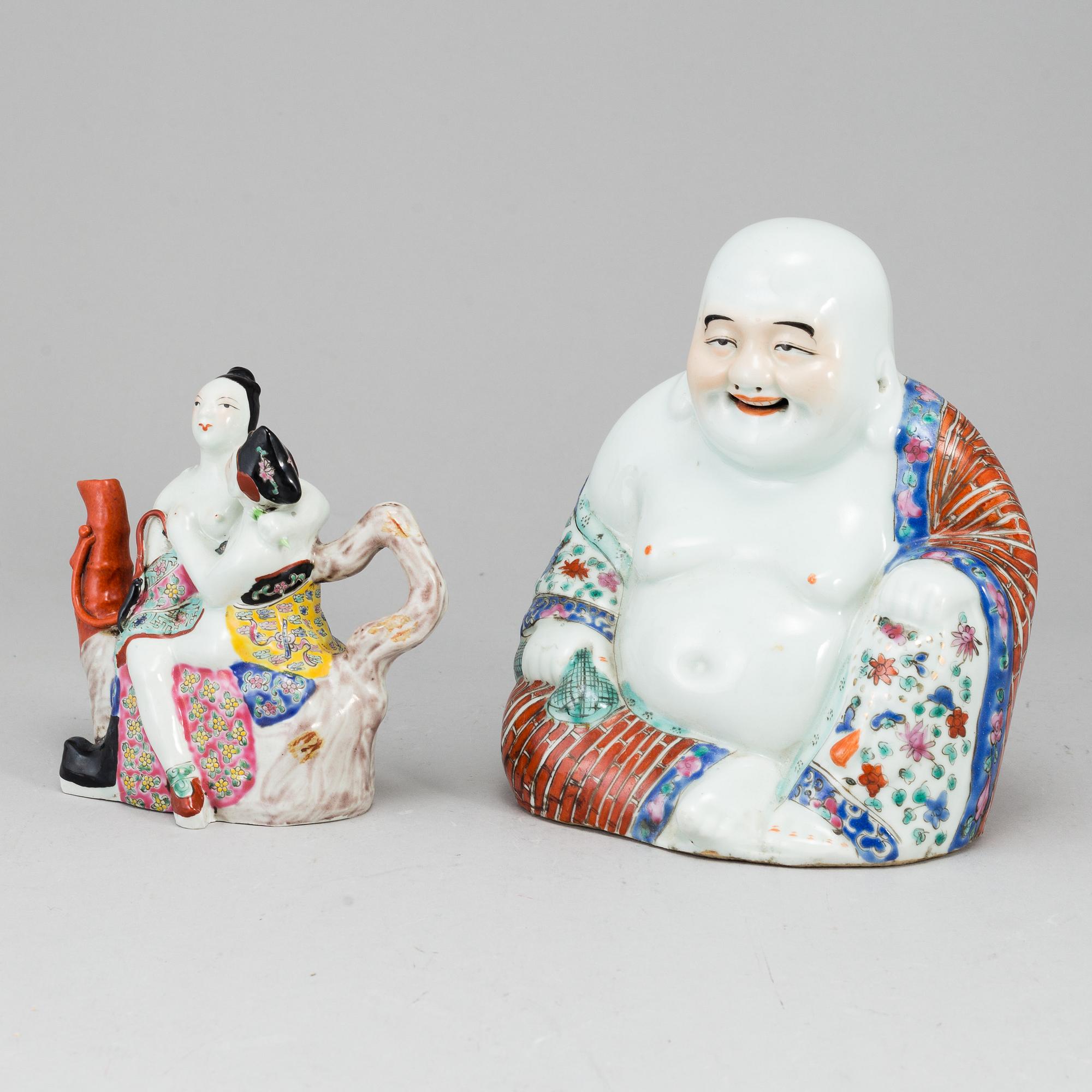 Two Chinese famille rose figurines, 20th century.