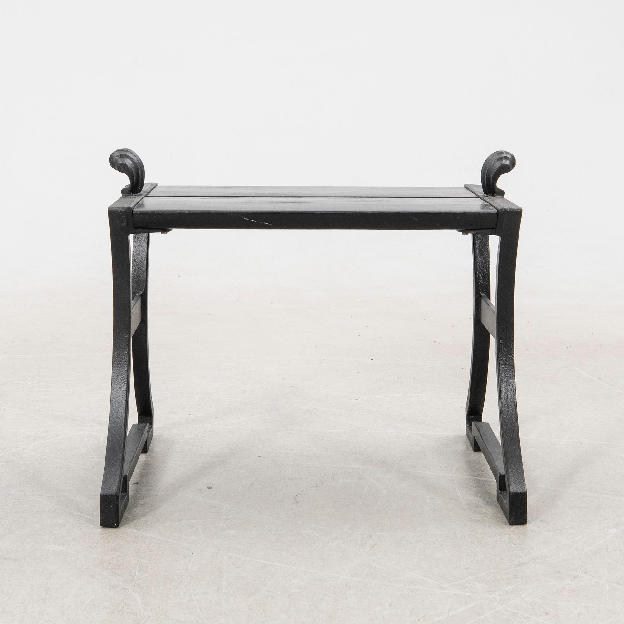 Folke Bensow, BENCH /STOOL, "Sneckan", Byarums Bruk, 1900s/2000s.