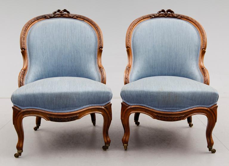 FÅTÖLJER, 1 par, 1800-talets andra hälft.
