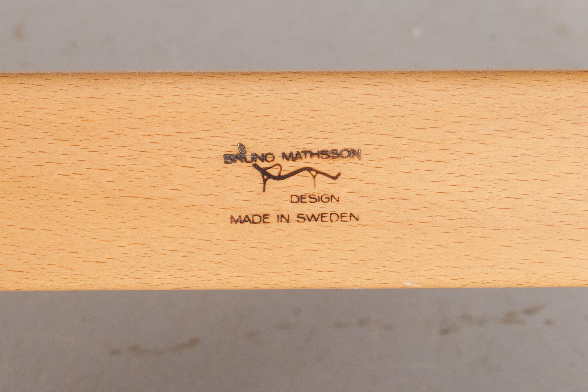 FÅTÖLJ med FOTPALL, "Eva hög", Bruno Mathsson, märkt.