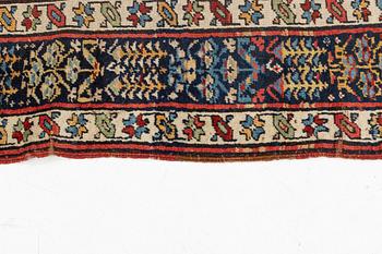 A runner carpet, Anatol, ca 387 x 105cm.