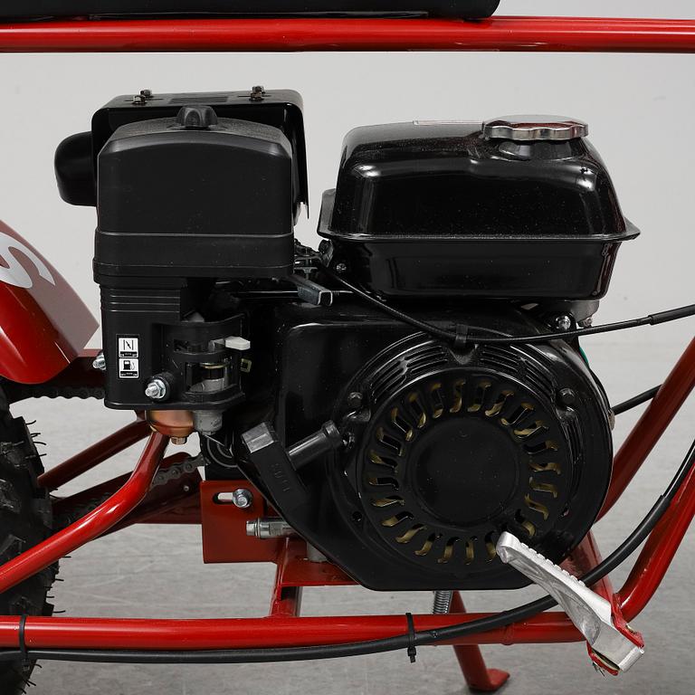 Supreme Coleman CT200U Mini Bike, moped, 2017.