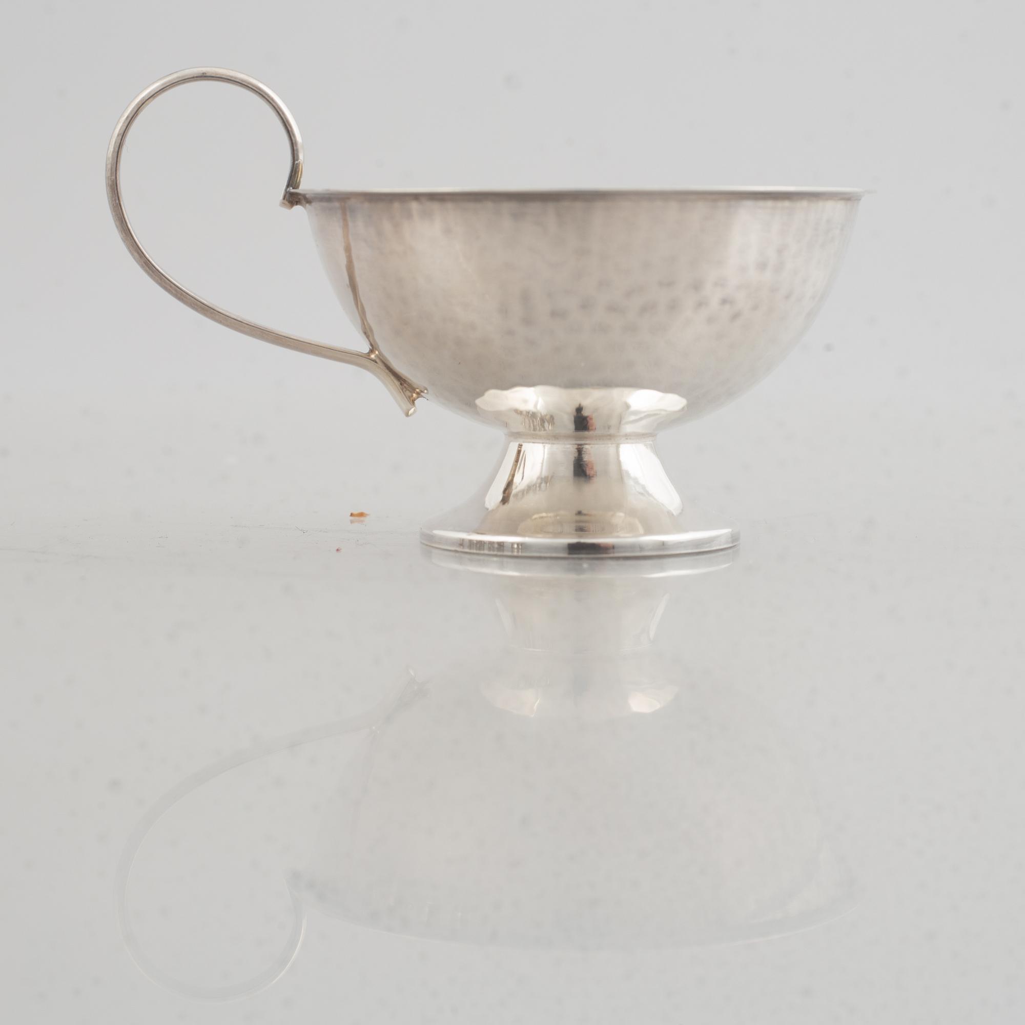 A Set of Silver Punch Mugs, Sweden 1967-80 (6+6 pcs).