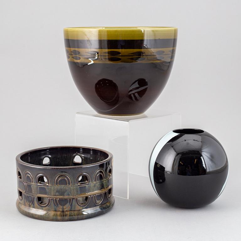 ROLF SINNEMARK, JACKIE LYND and OLLE ALBERIUS, a stoneware vase and two jardinieres, Rörstrand, Sweden.