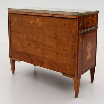 BYRÅ, gustaviansk stil, 1800-/1900-tal.