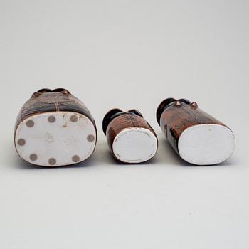 STIG LINDBERG, three stoneware flasks, Gustavsberg 1970s.