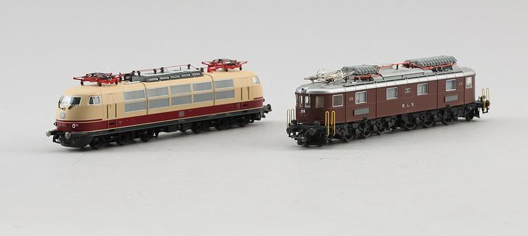 SAMLING MODELLTÅG, 4 delar, Roco, Österrike.