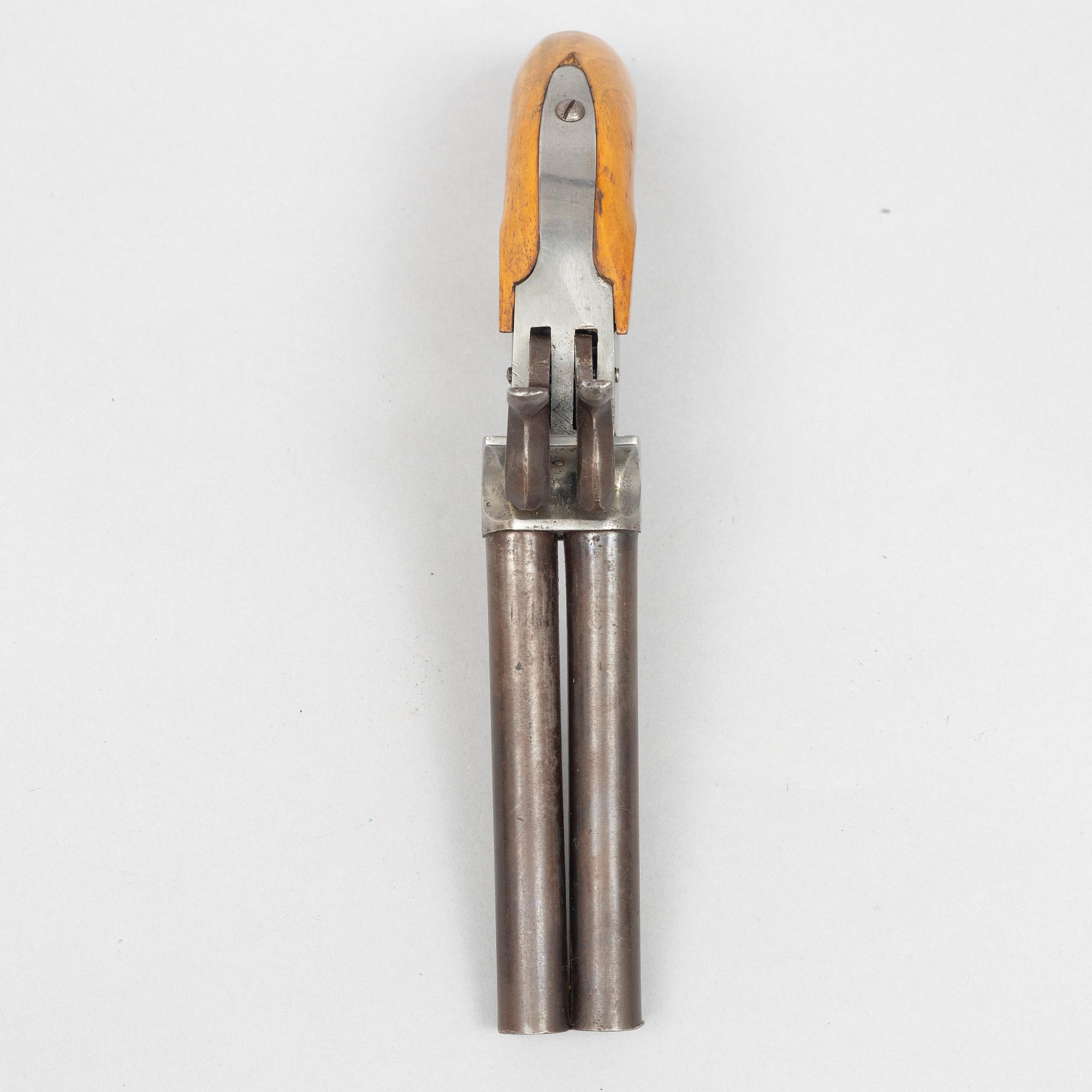 Percussion pistols 2 pcs, double-barrelled. Second half of the 19th century.