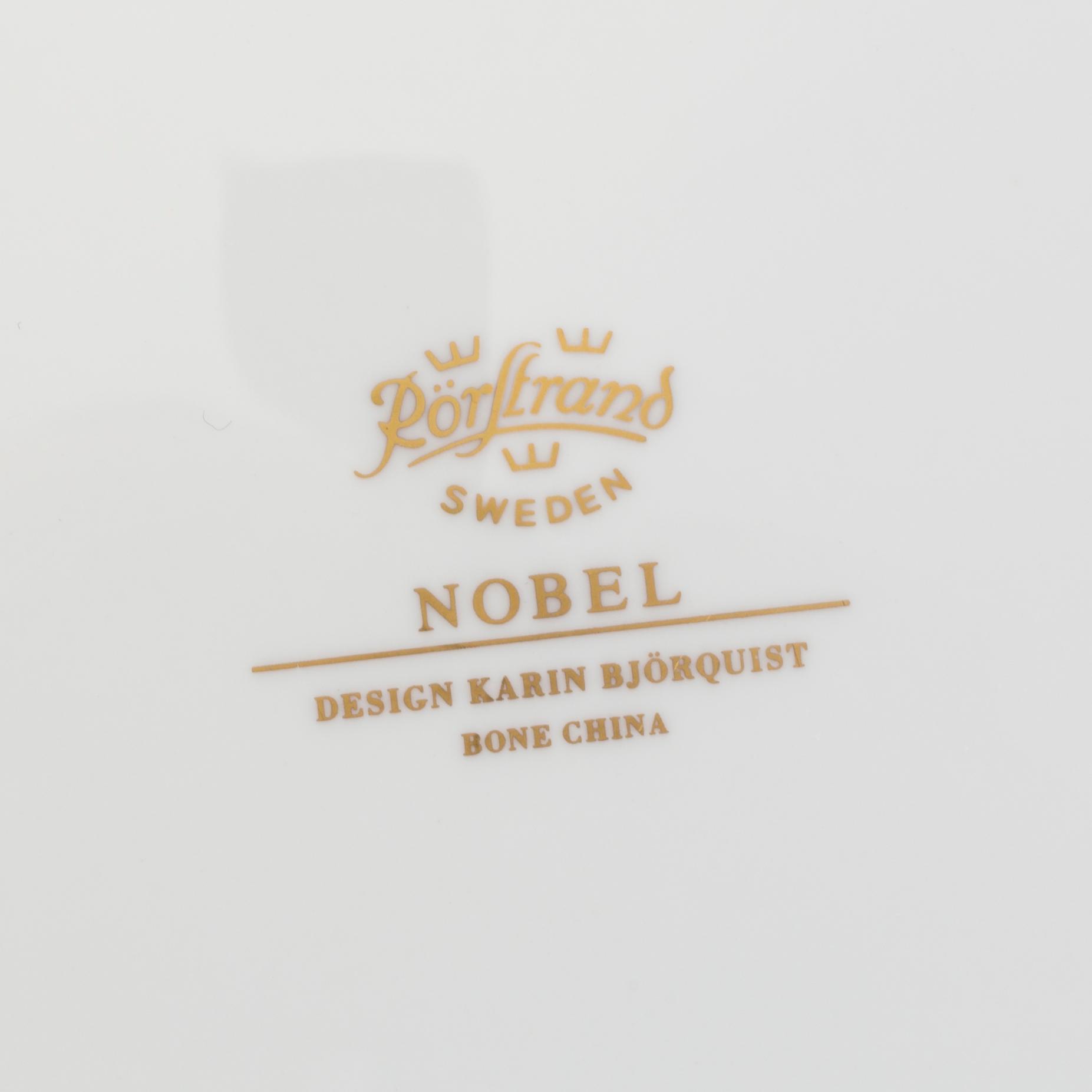 KARIN BJÖRQUIST, a 42 pcs Nobel porcelain dinner service.