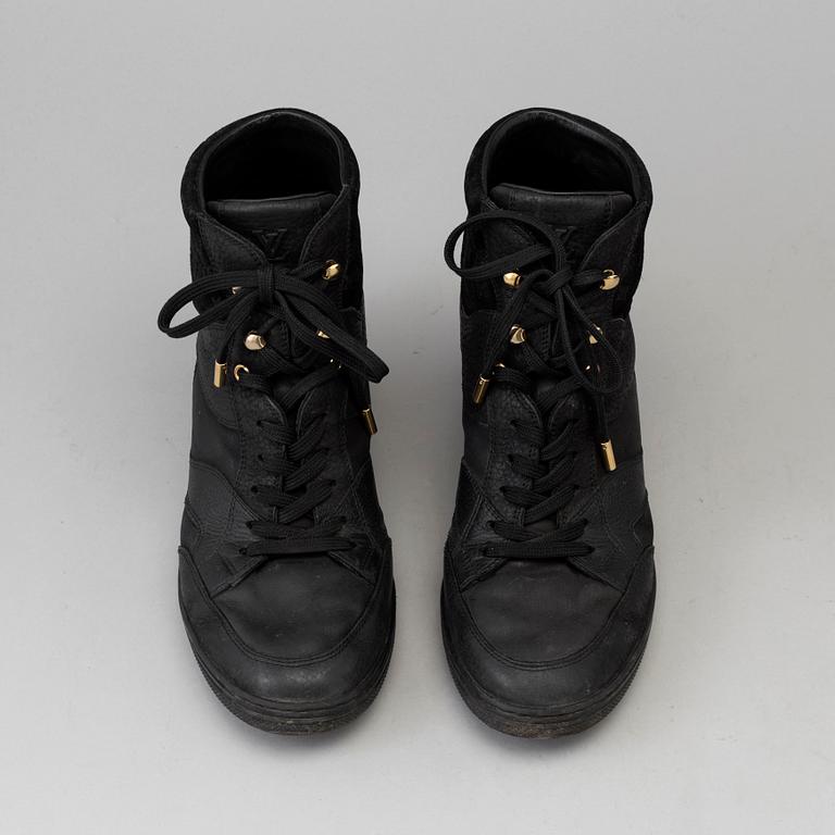 SHOES, Louis Vuitton, size 39,5.