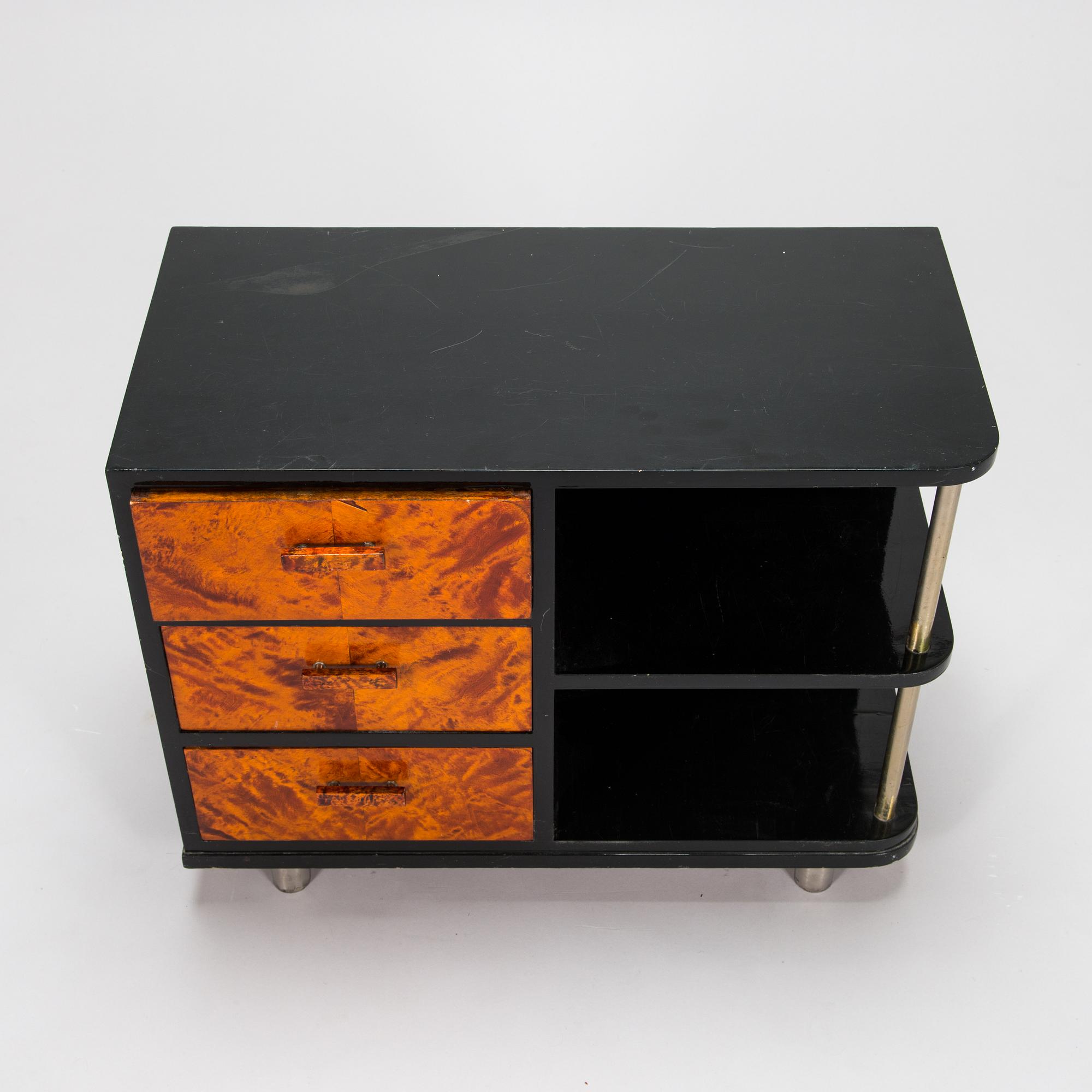 A 1930's table / drawer.