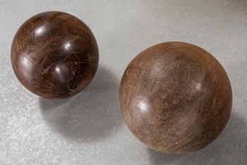 A nine-pin bowling set, 20th century.