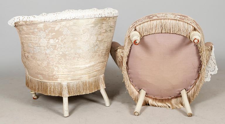 FÅTÖLJER, 1 par, sent 1800-tal.