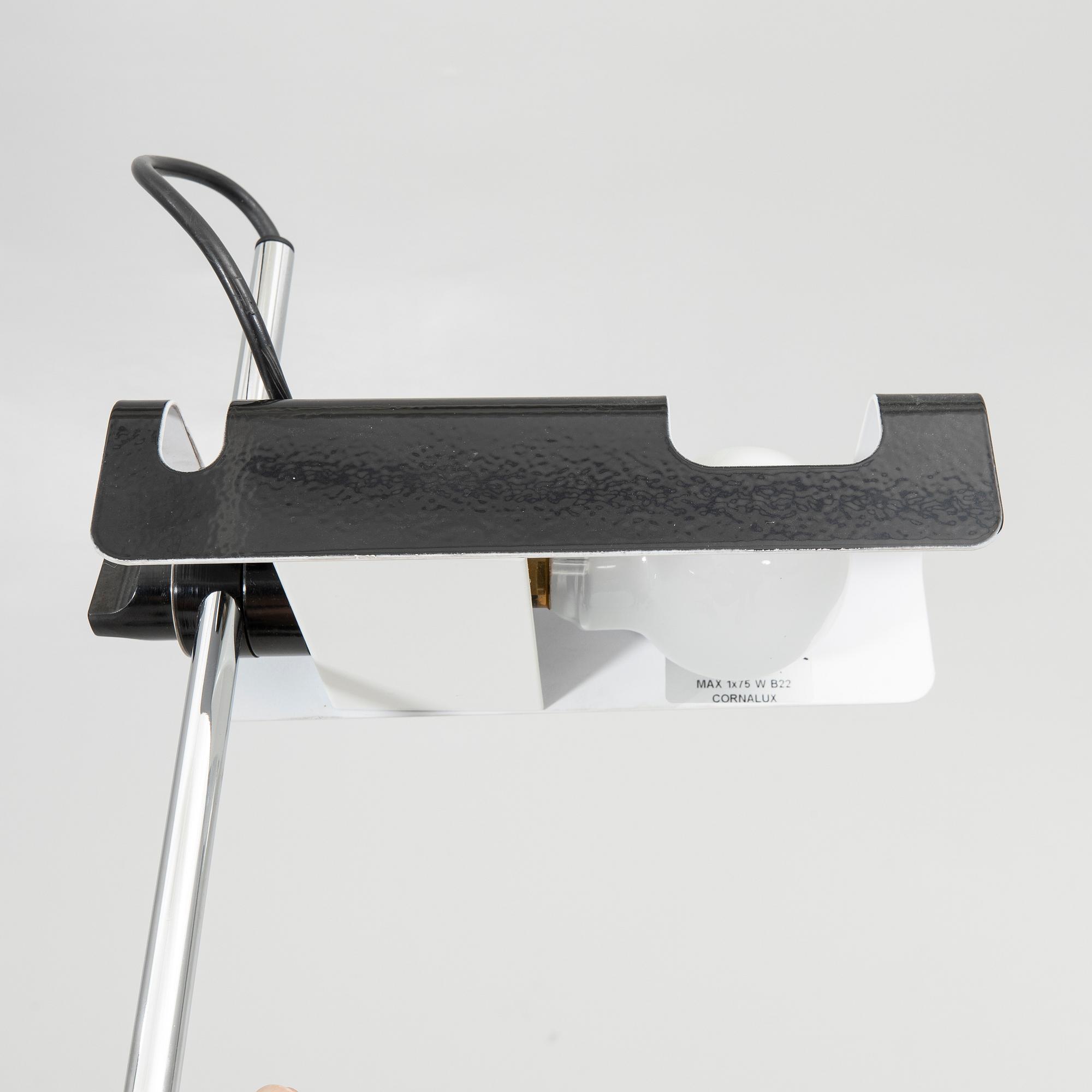 Joe Colombo, Table lamp, “Spider”, Oluce, Italy.